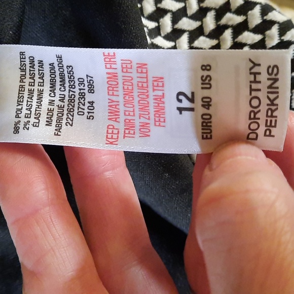 Black white shift dress - Picture 6 of 6